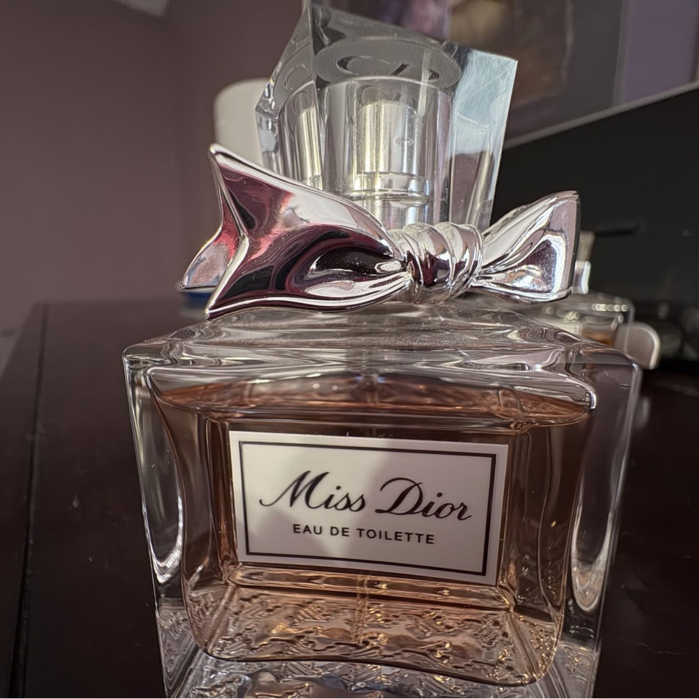 Miss Dior perfumes - Picture 4 of 4